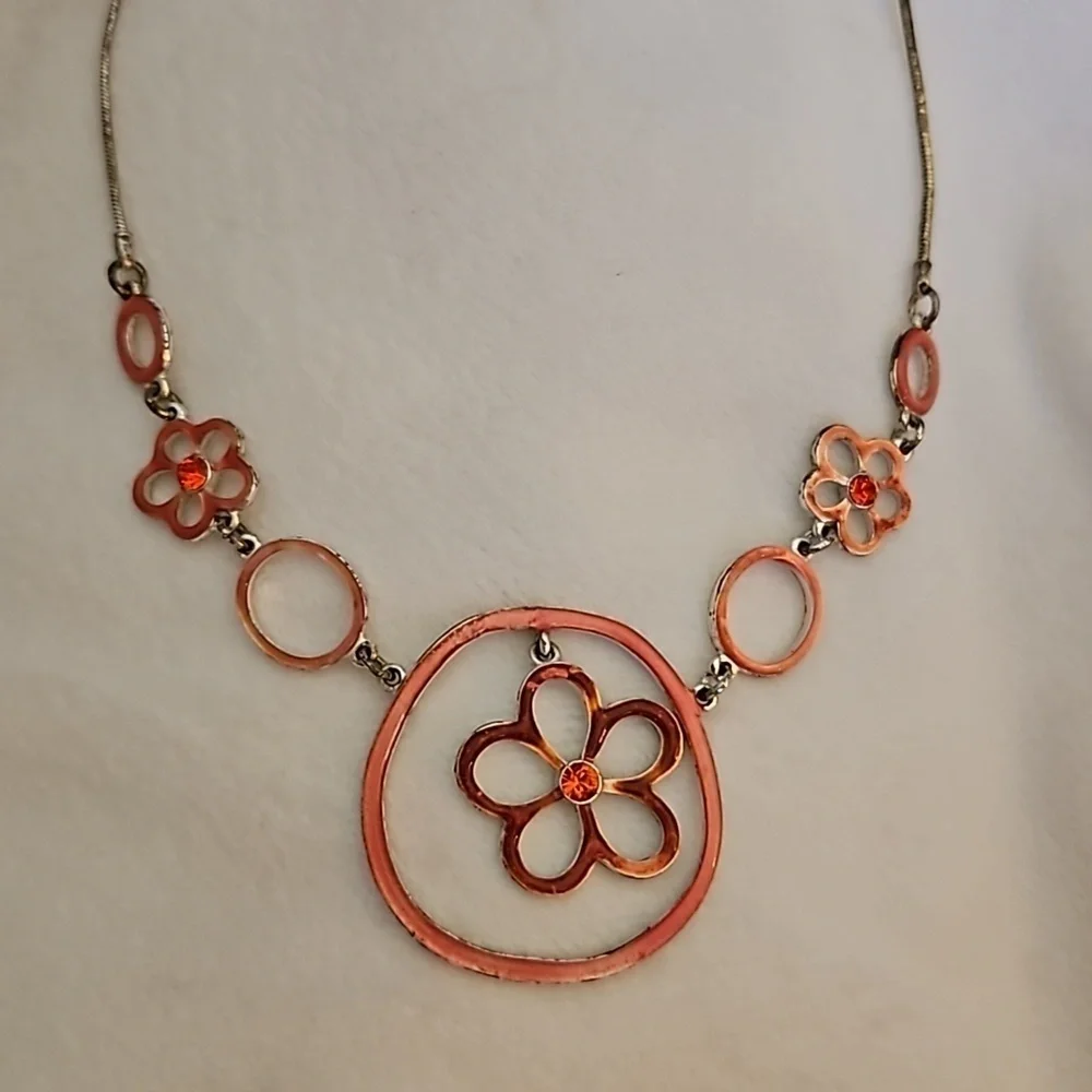 3/$30 Vintage Pink Floral Circles Snake Chain Necklace